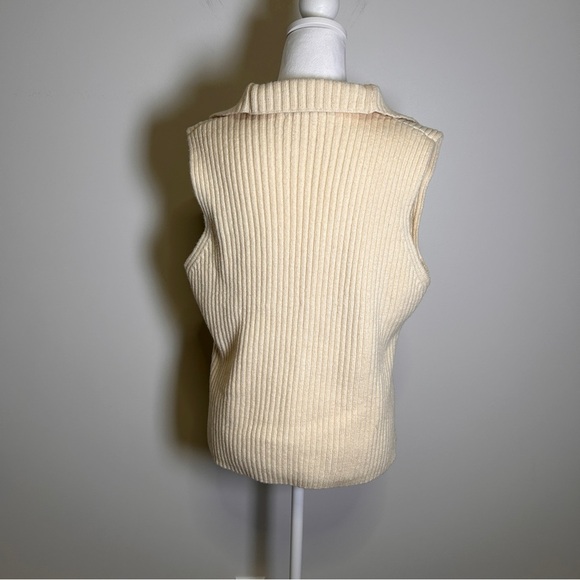 Woolrich Women’s Size Medium Wool Blend Vest Ivory Cable Knit Fisherman Outdoor - Picture 5 of 12